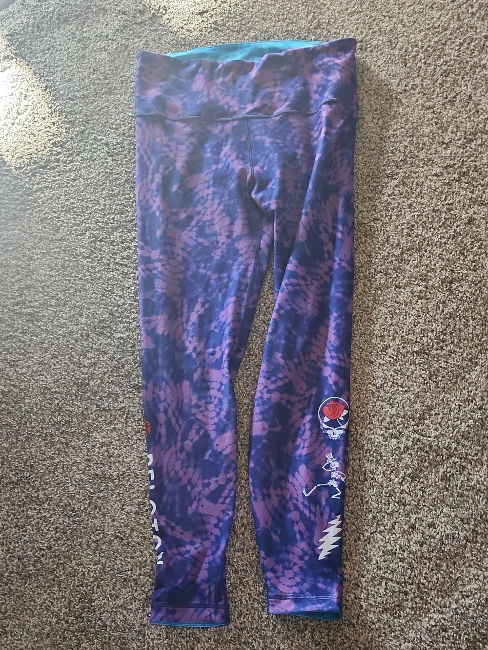 Peloton Purple Grateful Dead Graphic Leggings XL
